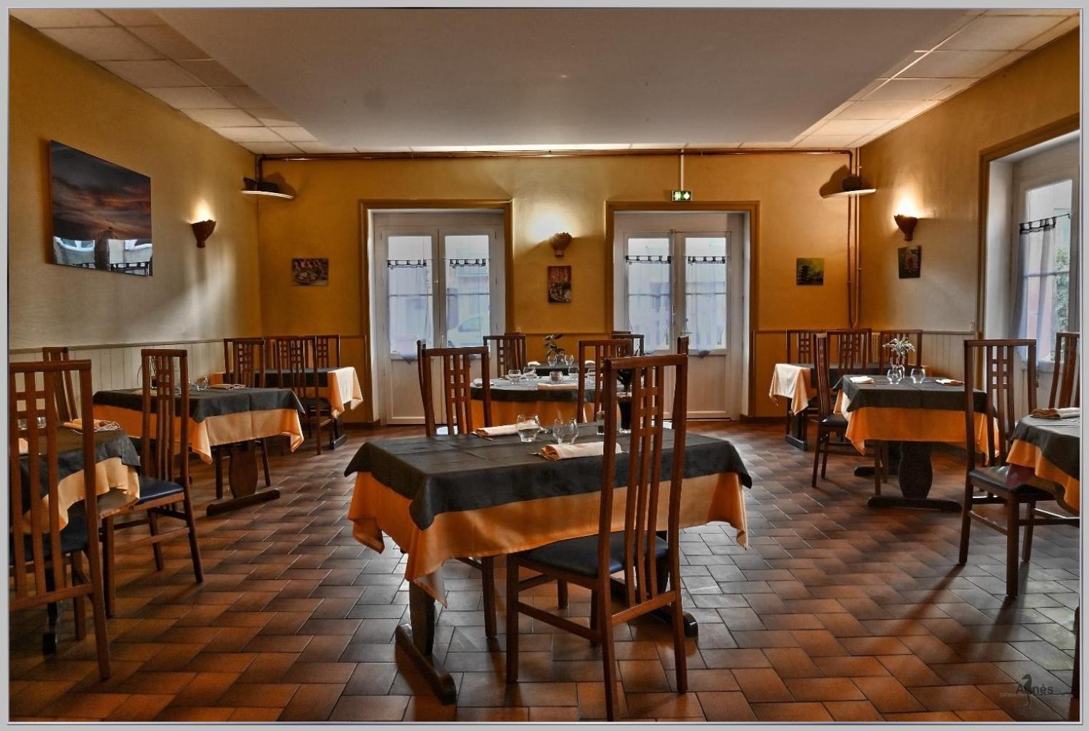 Logis Hotel Des Voyageurs Restaurant La Bonne Tabl'Hay Livron-sur-Drôme Exteriér fotografie